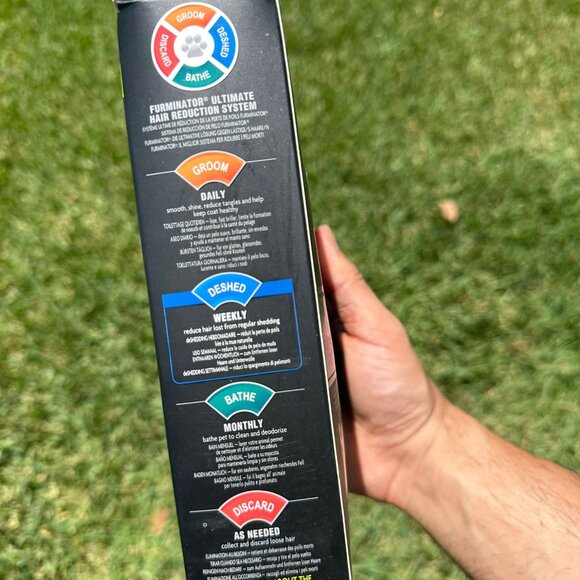 FURminator deShedding Tool For Medium/Large Cats, Short Hair, Removes Loose - Picture 11 of 11